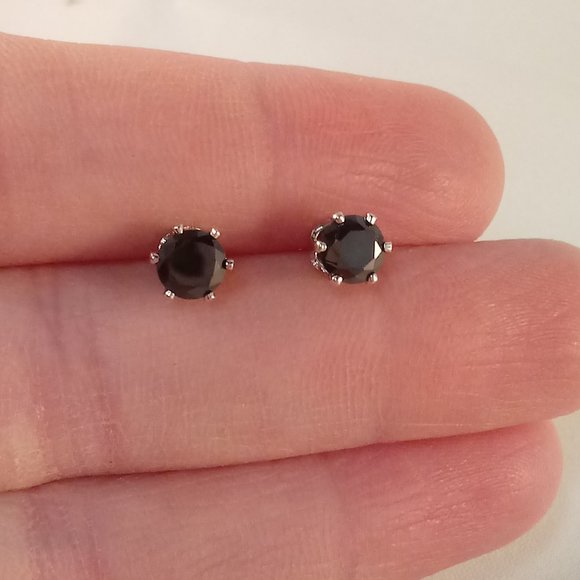 18K White Gold Filled Black Onyx Diamond Zircon Stud Earrings 5m or .46ctw Gift - Picture 3 of 3